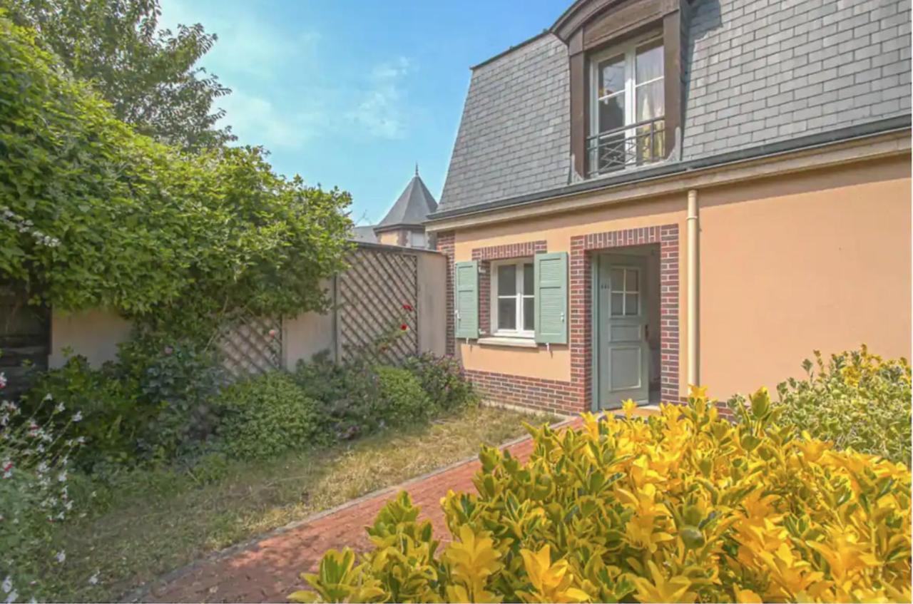 Maison Cosy Proche De La Plage De Honfleur Apartment Exterior photo